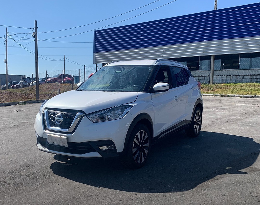 LOTE 32 NISSAN  KICKS SV CVT 2019/2020