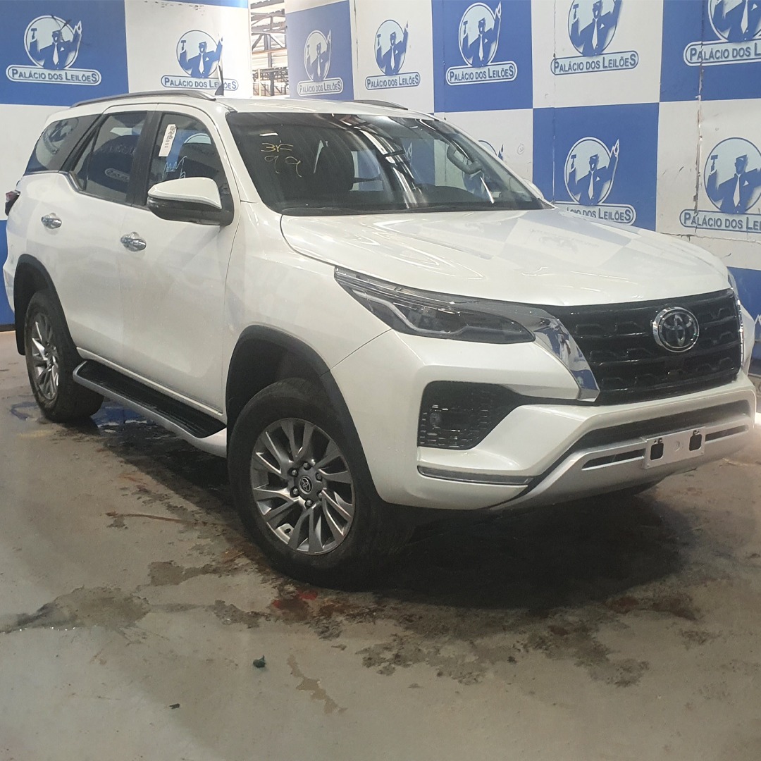 LOTE 34 TOYOTA HILUX SWSRXA4FD - 2021/2021