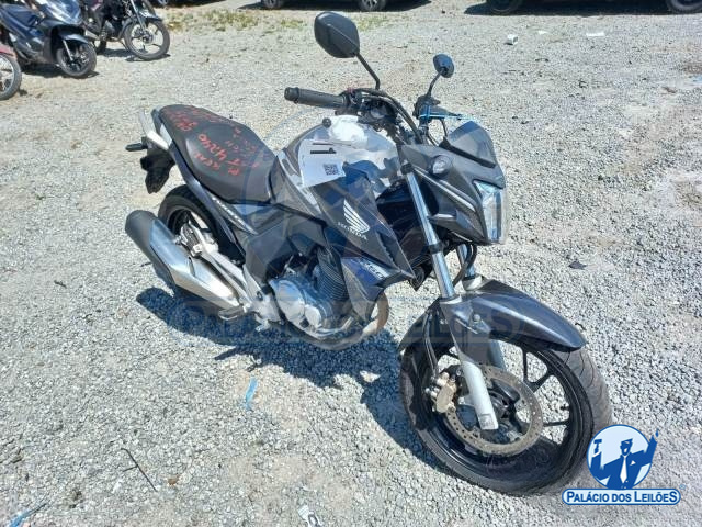 LOTE 21 HONDA CB 250 2019/2020 