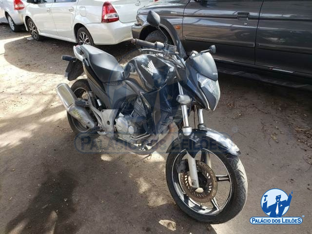 LOTE 01 HONDA CB 300 R 2014/2014 