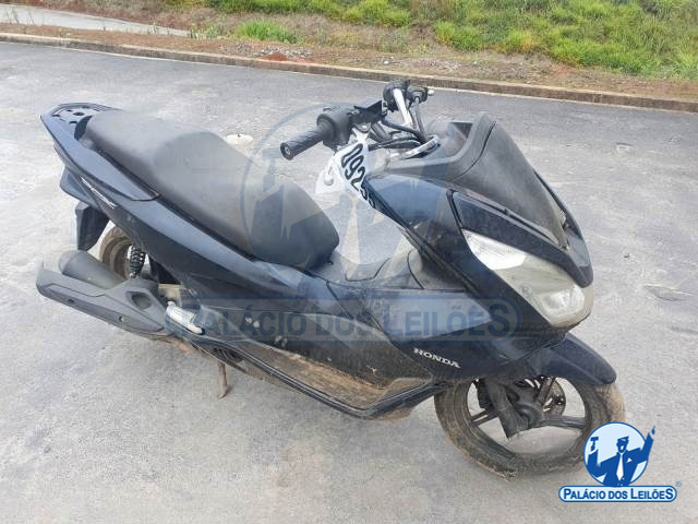 LOTE 22 HONDA PCX 150 2017/2018 