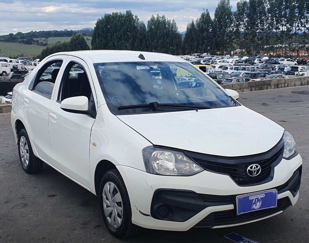 LOTE 04 TOYOTA/ETIOS SD X VSC MT