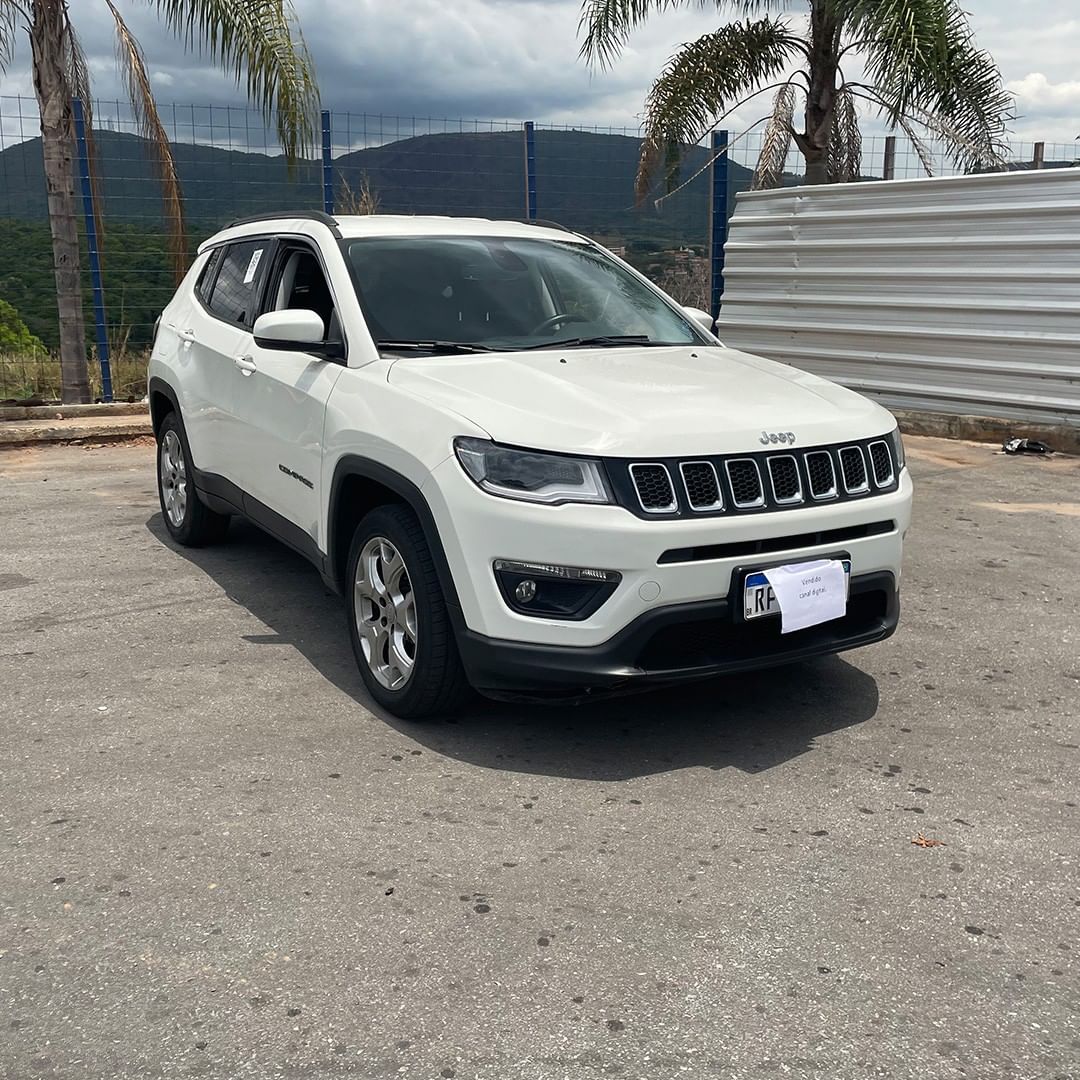 LOTE 17 JEEP/COMPASS LONGITUDE F