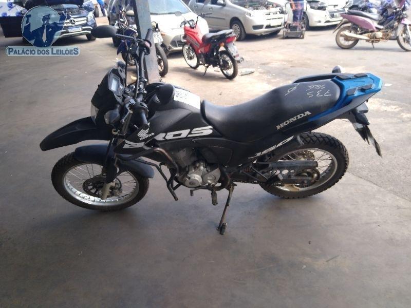 LOTE 28 HONDA/NXR160 BROS ESDD