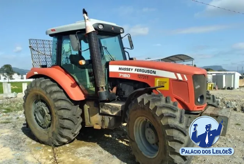 LOTE 01 MASSEY FERGUSON 7180 C/ GUINCHO CAÇADOR G1 33